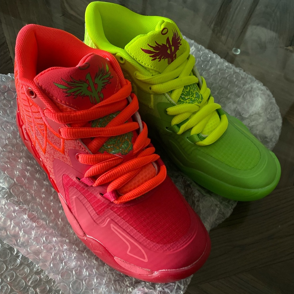 *reselling* LaMelo Ball Rick and Morty - brand new - 4.5Y NO BOX